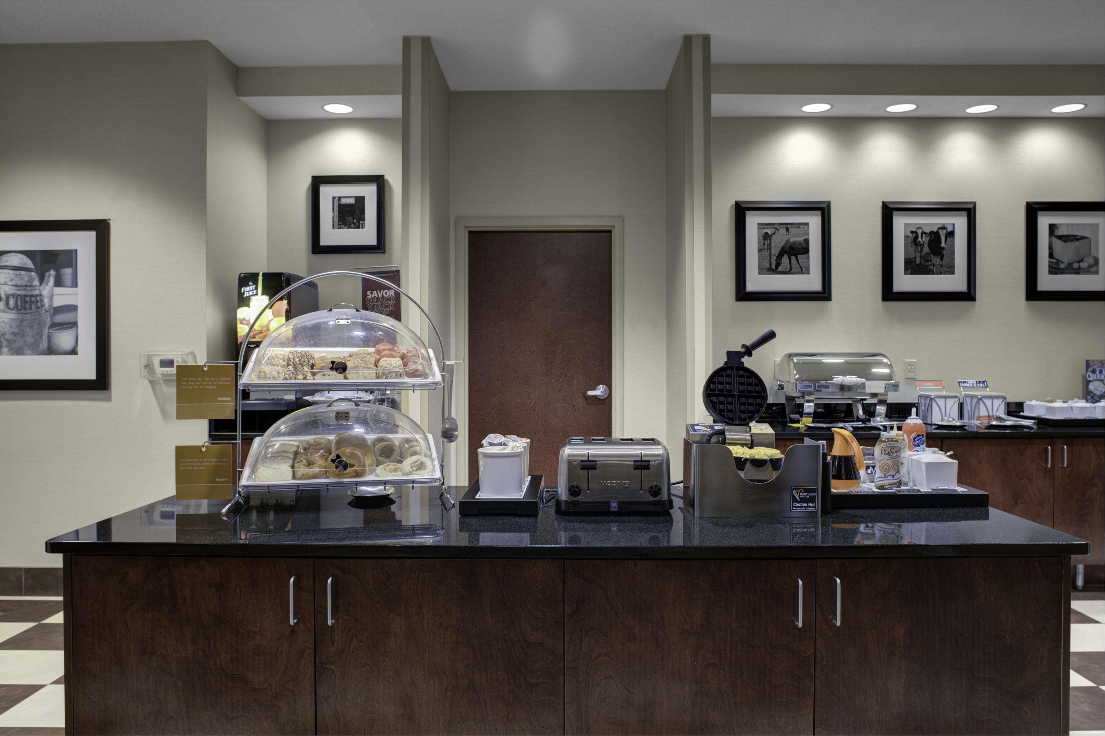 Hampton Inn Elkhorn Lake Geneva Area Εξωτερικό φωτογραφία