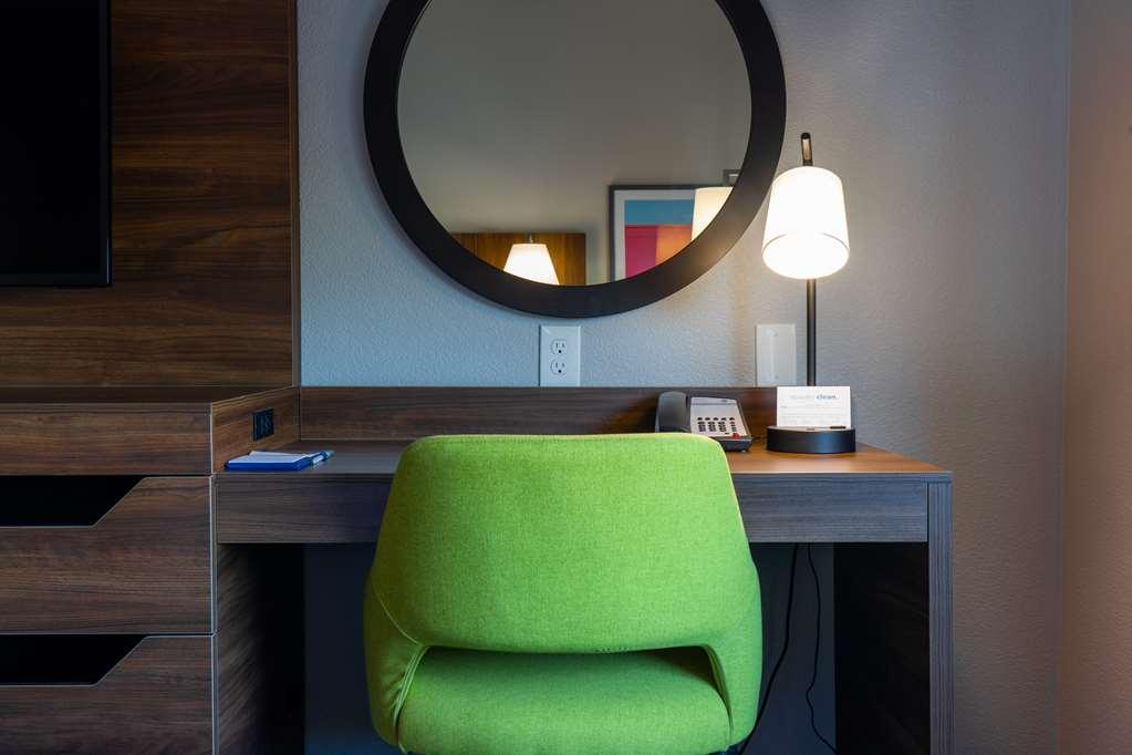 Hampton Inn Elkhorn Lake Geneva Area Δωμάτιο φωτογραφία