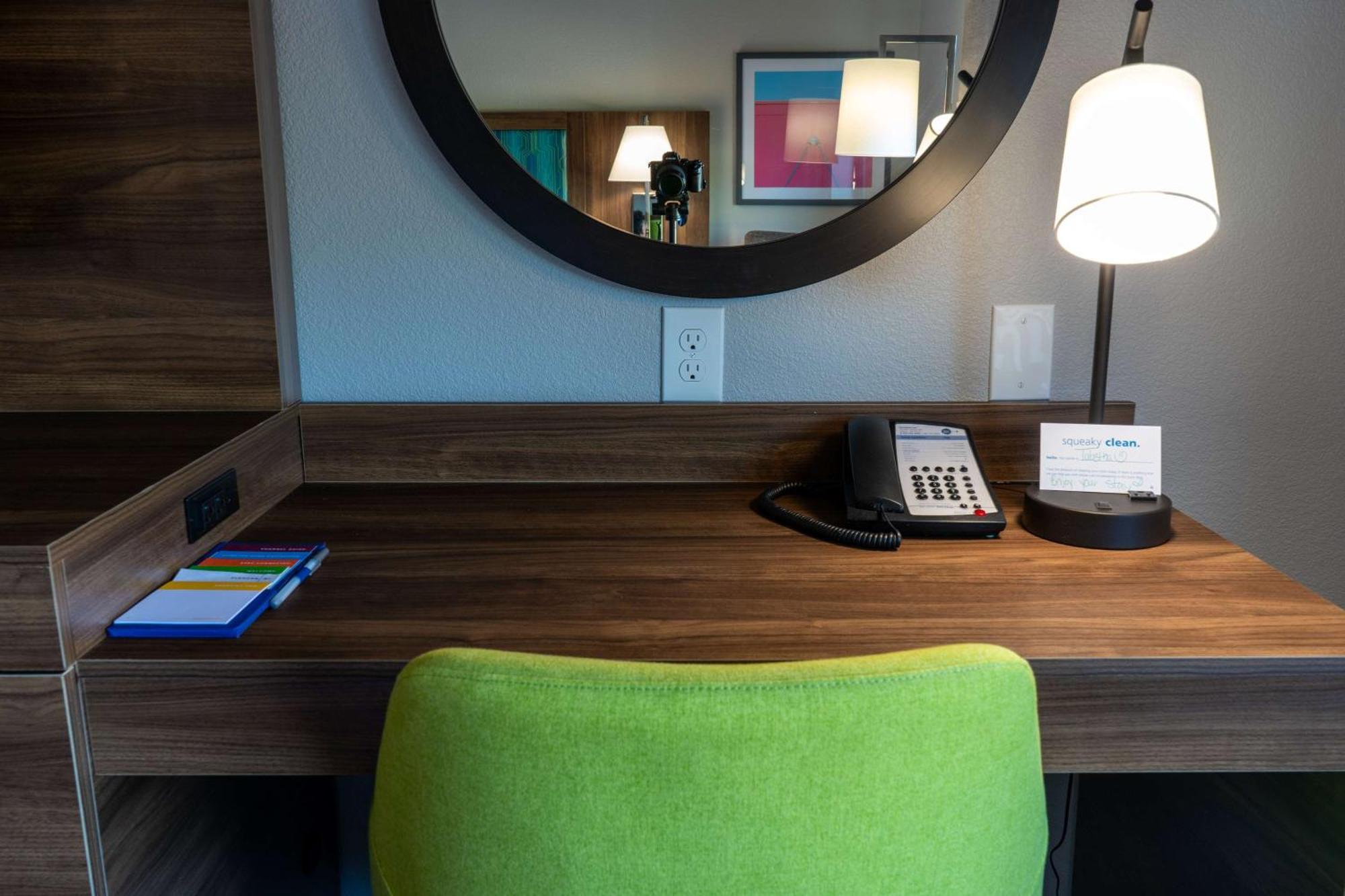 Hampton Inn Elkhorn Lake Geneva Area Εξωτερικό φωτογραφία