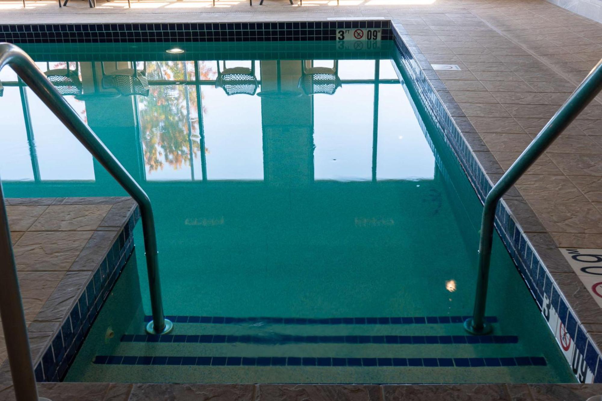 Hampton Inn Elkhorn Lake Geneva Area Εξωτερικό φωτογραφία