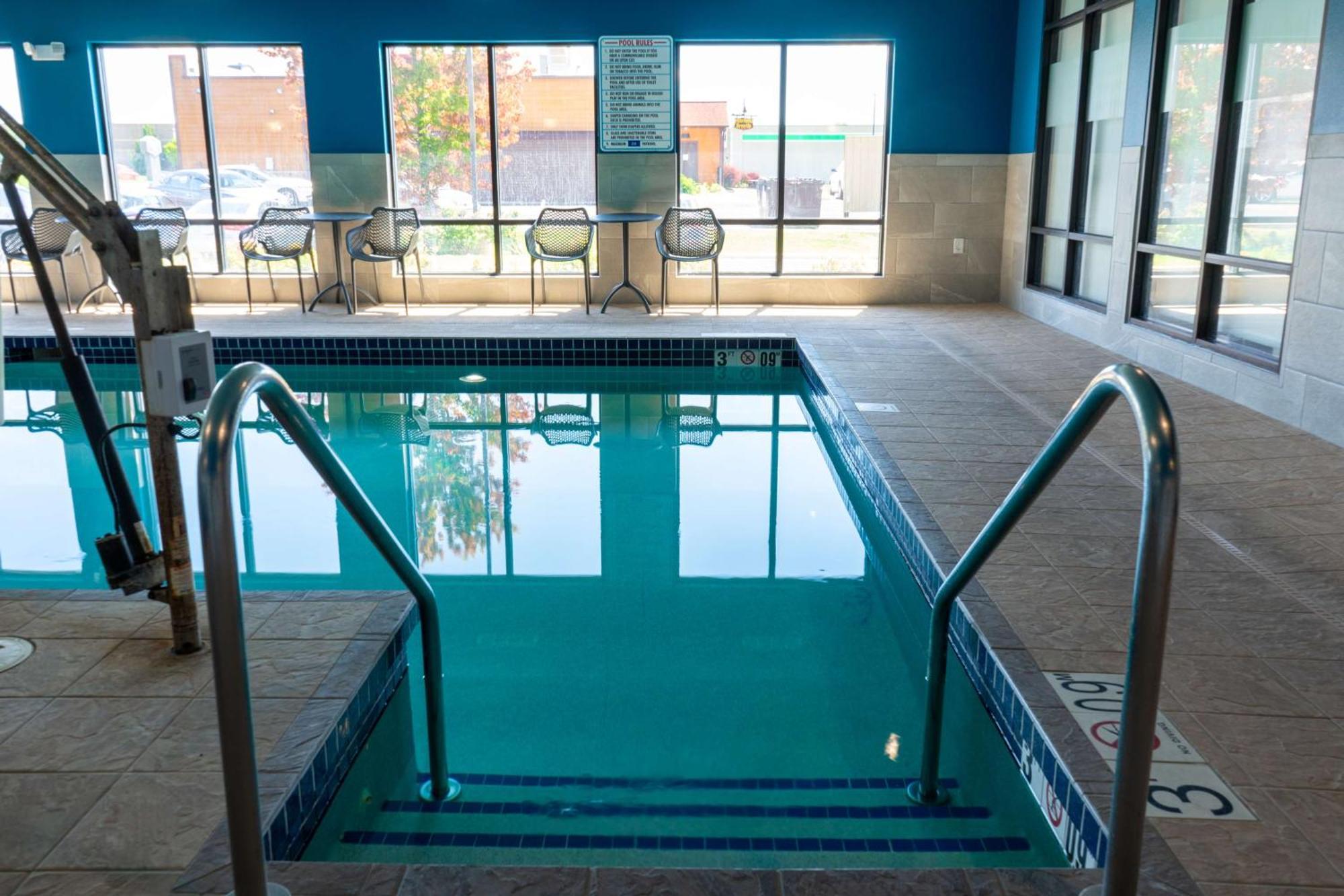 Hampton Inn Elkhorn Lake Geneva Area Εξωτερικό φωτογραφία