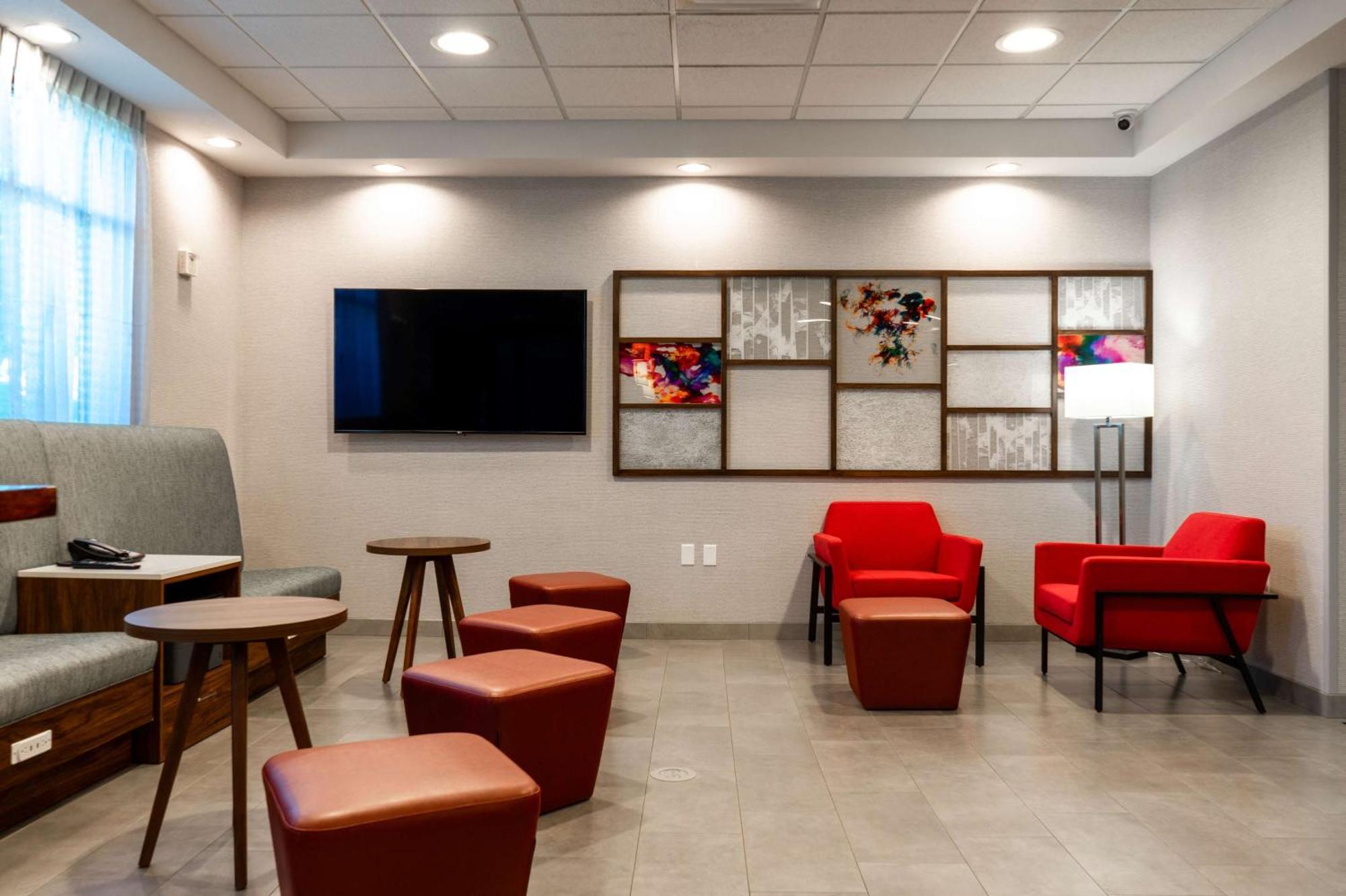 Hampton Inn Elkhorn Lake Geneva Area Εξωτερικό φωτογραφία