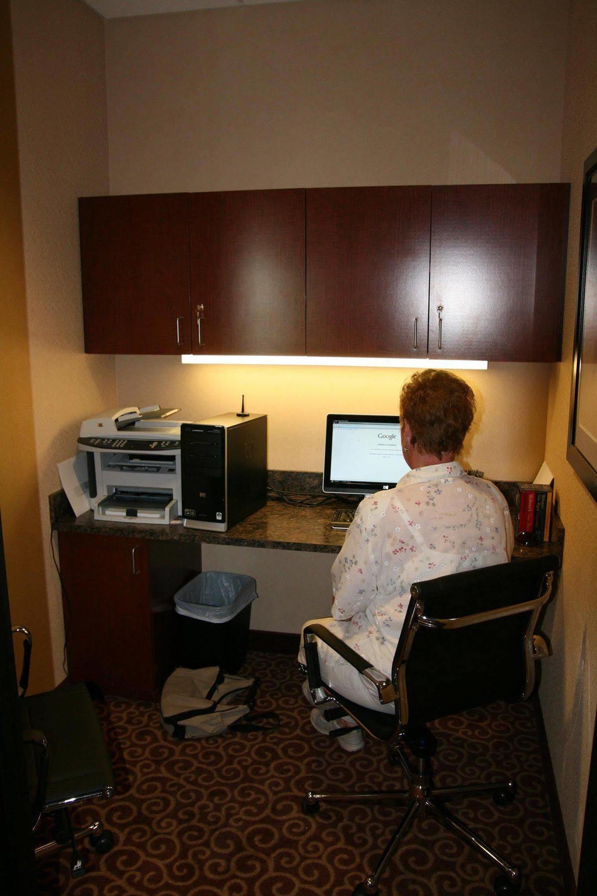 Hampton Inn Elkhorn Lake Geneva Area Ανέσεις φωτογραφία